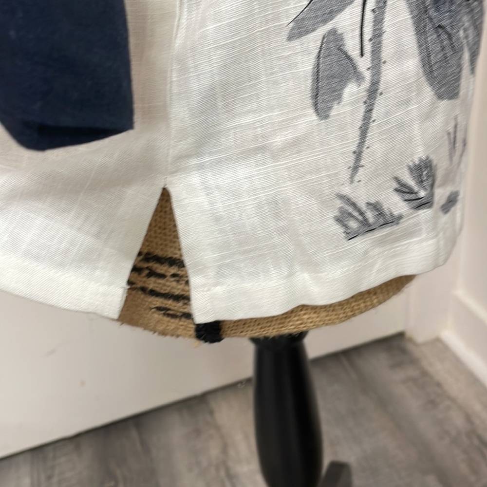 Beautiful Linen Tunic from China - Picture 6 of 16